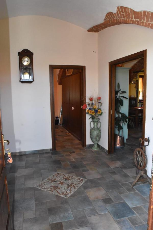 La Casa Di Enzo Bed & Breakfast Lequio Tanaro Exterior photo