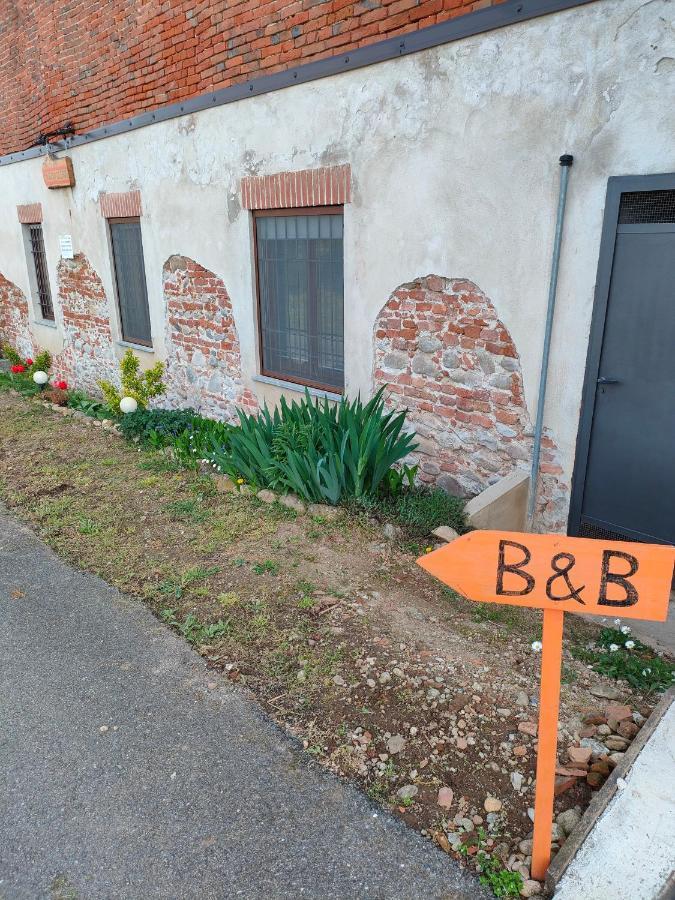 La Casa Di Enzo Bed & Breakfast Lequio Tanaro Exterior photo